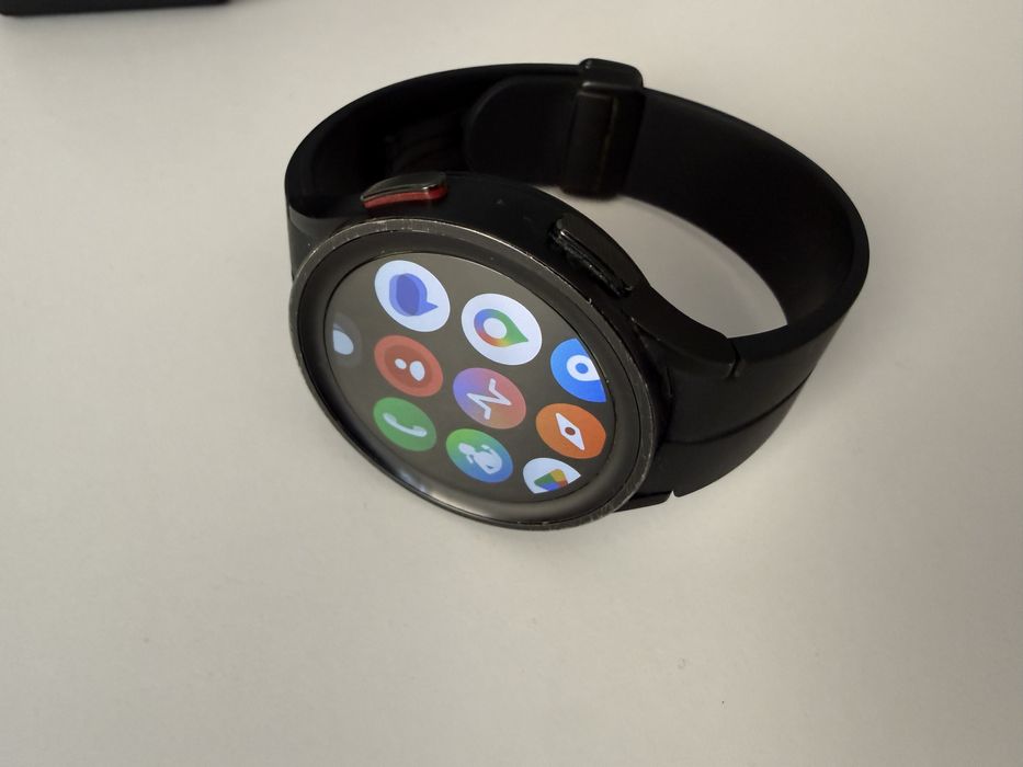 Samsung Galaxy Watch 5 Pro GPS LTE Wifi eSim