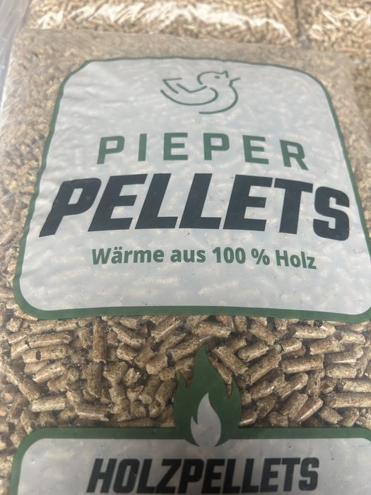 Pellet iglasty od reki .