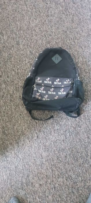 рюкзак шільний б.у