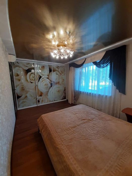 Продам 3к квартиру на Сергія Слісаренка