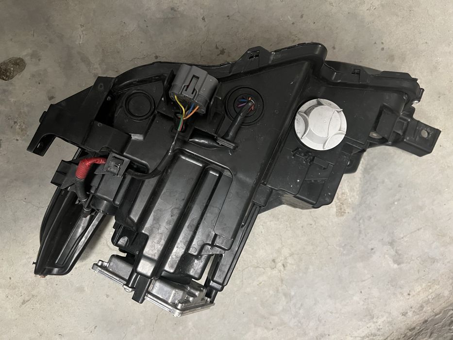 Lampa Reflektor MAZDA 3 BP 2020 wersja USA lewy i prawy