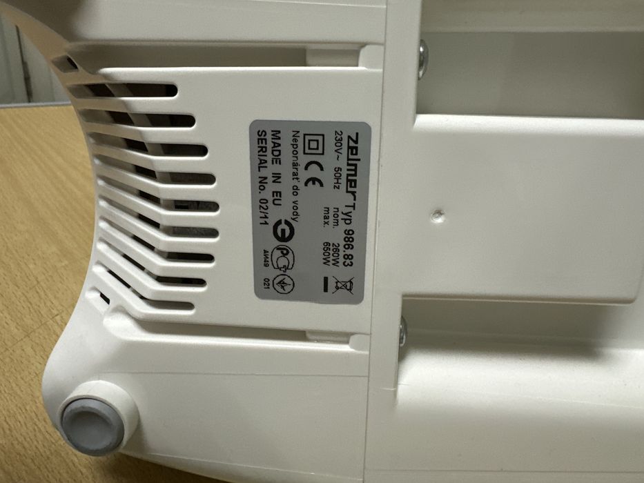 Мясорубка Zelmer 986 1500W Состояние новой
