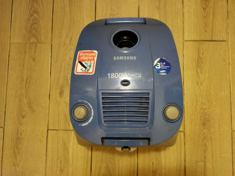 Пылесос Samsung SC-4180 с мешком 1800W.