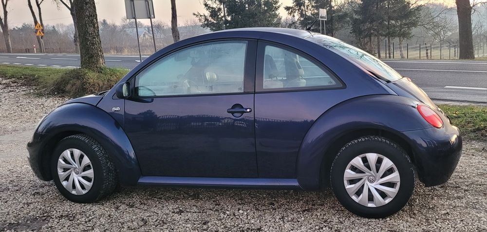 VW New Beetle< 2002 rok< 2,0 B*Sprawna klima*Opłacony