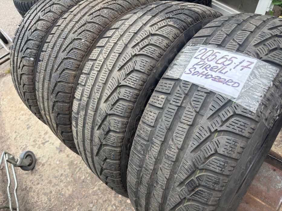 205-65-R17 PIRELLI комплект 4штуки резины GERMANY 2022