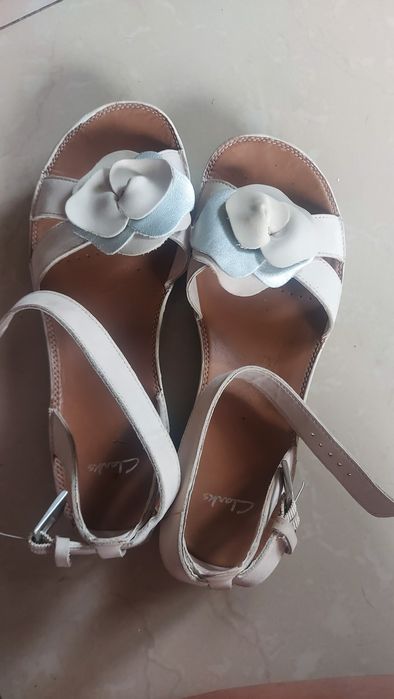 Clarks sandały skórzane