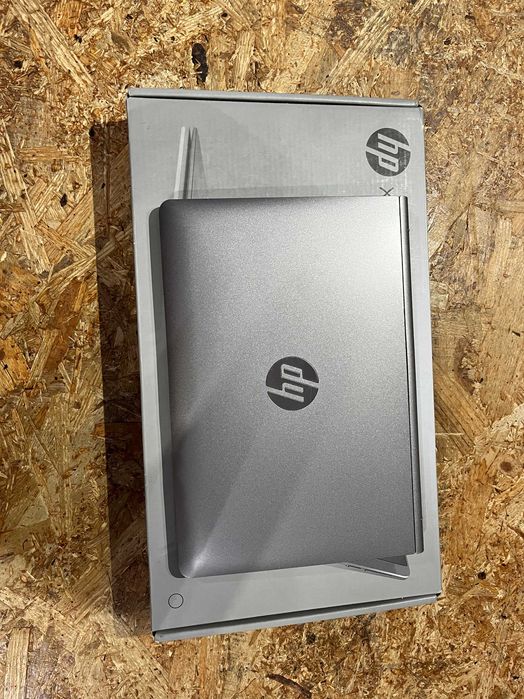 HP x2 210 G1 Tablet - Em excelente estado!