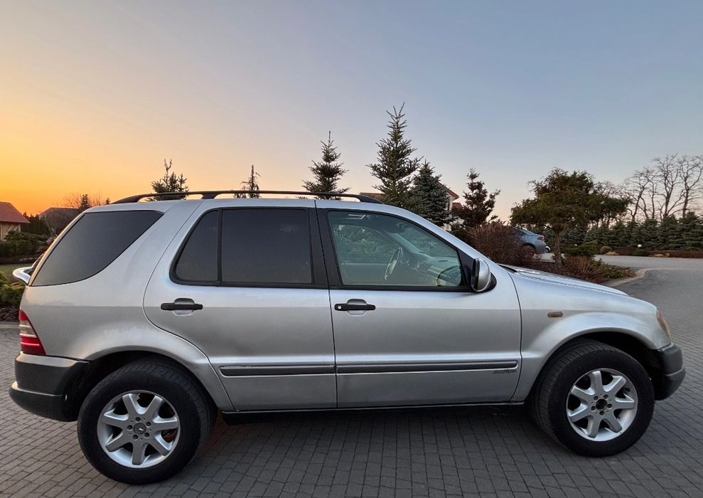 Mercedes Benz ml 1998 рік