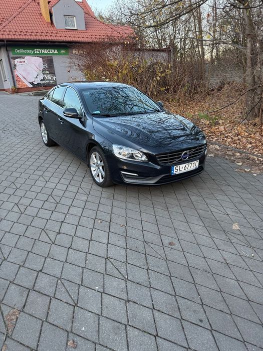 Volvo S60 Volvo S60 II • 2013 polift • D3 136 KM • Automat • Momentum