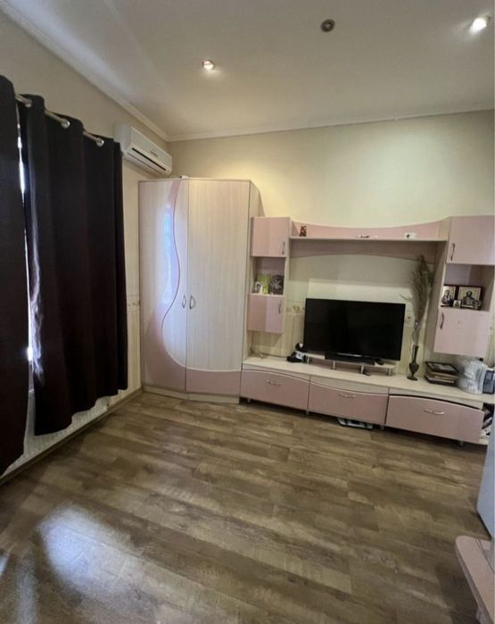 ПГТ Таирово район Сухого лимана Дом 240 м   +6 сот .15 мин от Одессы