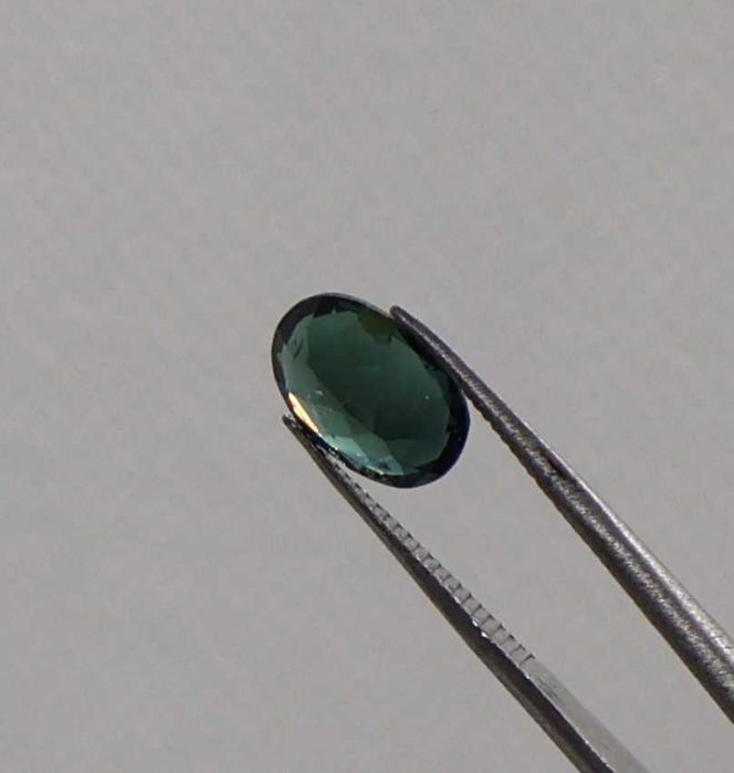 Turmalina Verde Natural, Lapidada [Envio Incluído no preço]