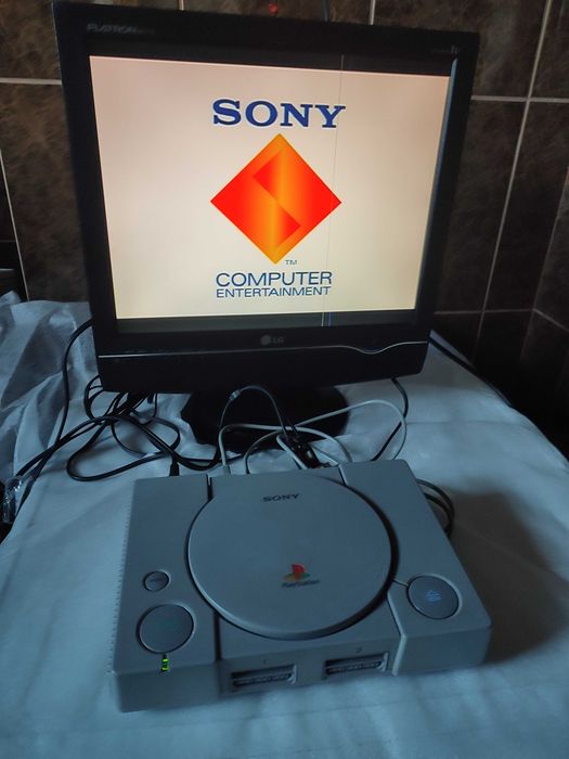 Konsola scph-5552 Playstation psx