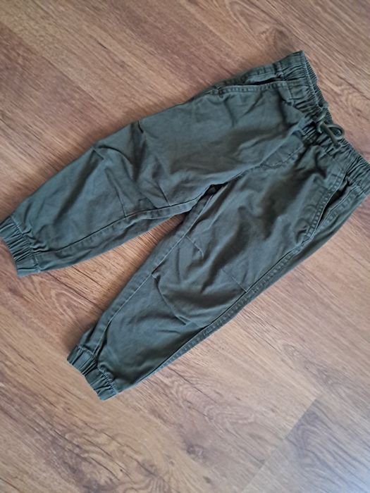 Joggery spodnie dla chłopca 92