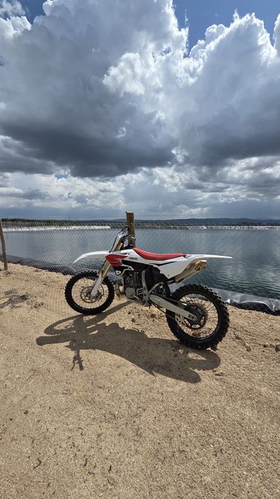 Vendo yamaha yz 250 2023