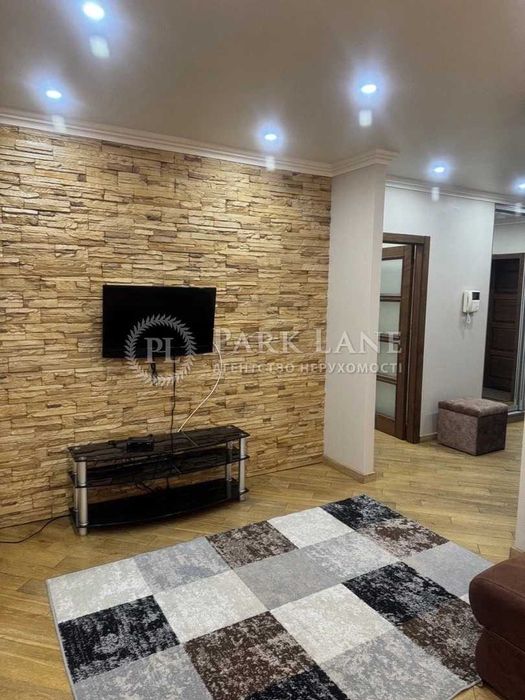 1-к 62 м2 з ремонтом в сучасному будинку, Чоколівський бул., 42а !