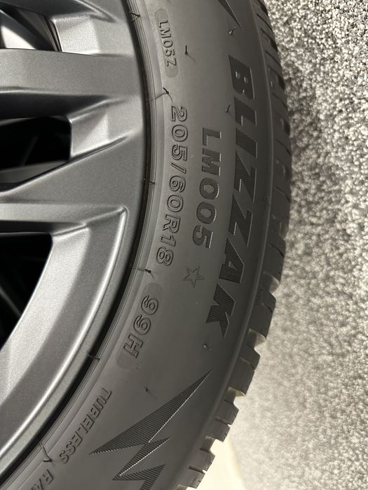 Nowe oryginalne koła zimowe Bmw X1 U11 X2 U10 Mini Countryman U25