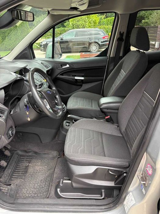 Ford Tourneo Connect Titanium 1.5 TDCi 115 KM