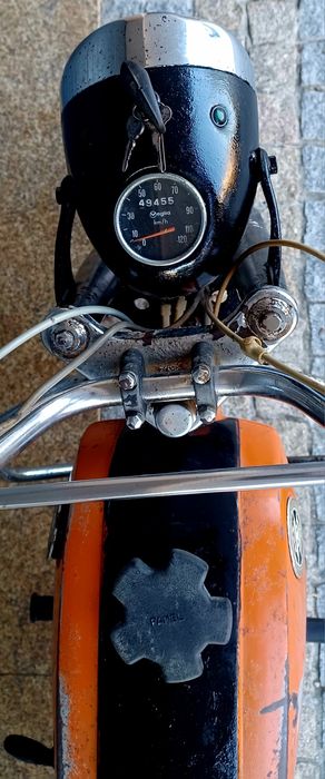 Famel Zundapp 77 Modelo de Luxo Ano 1976
