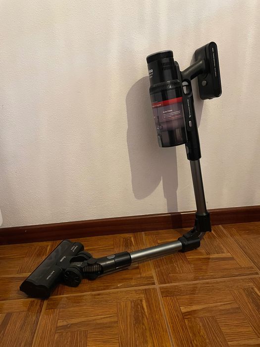 Aspirador Vertical Ufesa Inspire U7 Digital