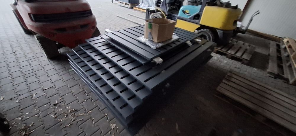 Malowanie lakierowanie proszkowe ogrodzenia , balustrady.