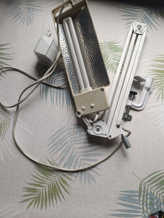 Настольная лампа на стубцині,