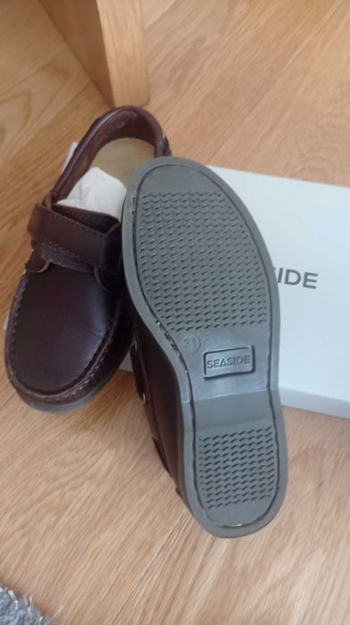 Sapatos de vela para menino