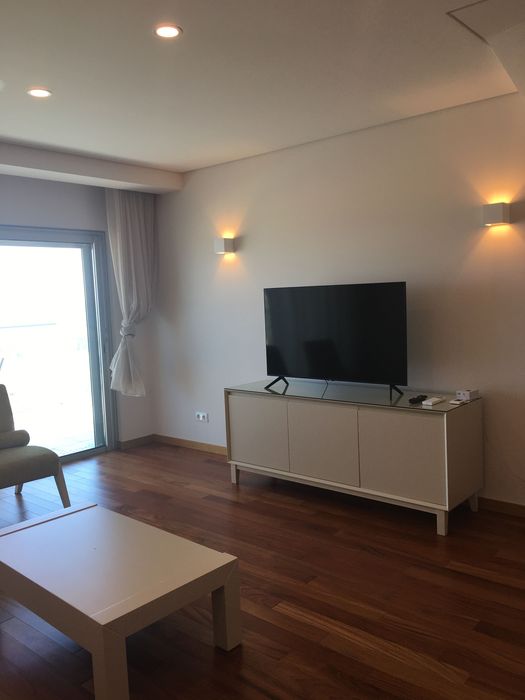 Alugo T2 vista mar com garagem  Monte Gordo