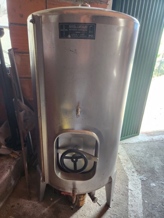 Cuba em inox 350L