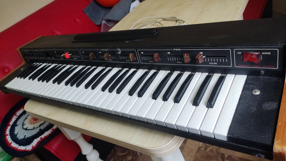 Синтезатор Vermona Piano Strings