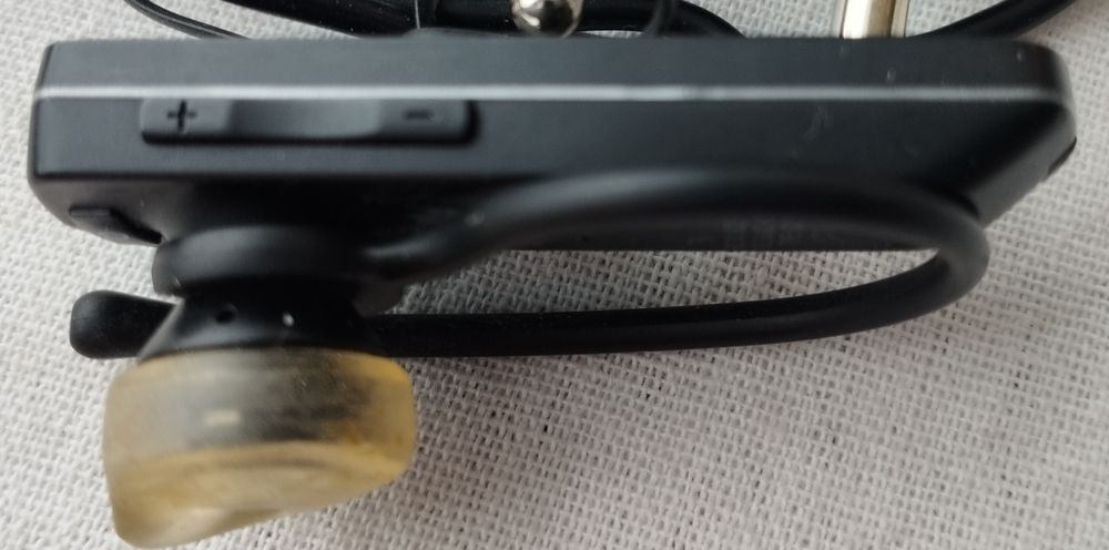 Блютуз Jabra, модель BT2080.