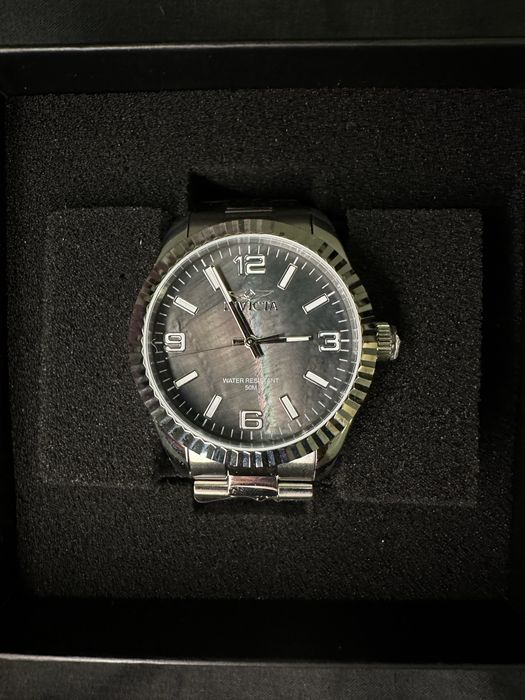 Годинник Invicta mother of pearl