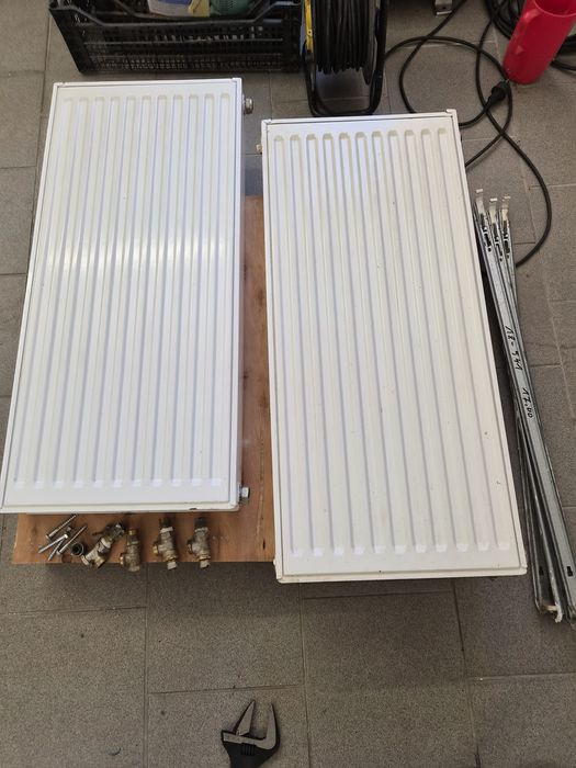 grzejnik panelowy dwupłytowy 90x40x10 cm