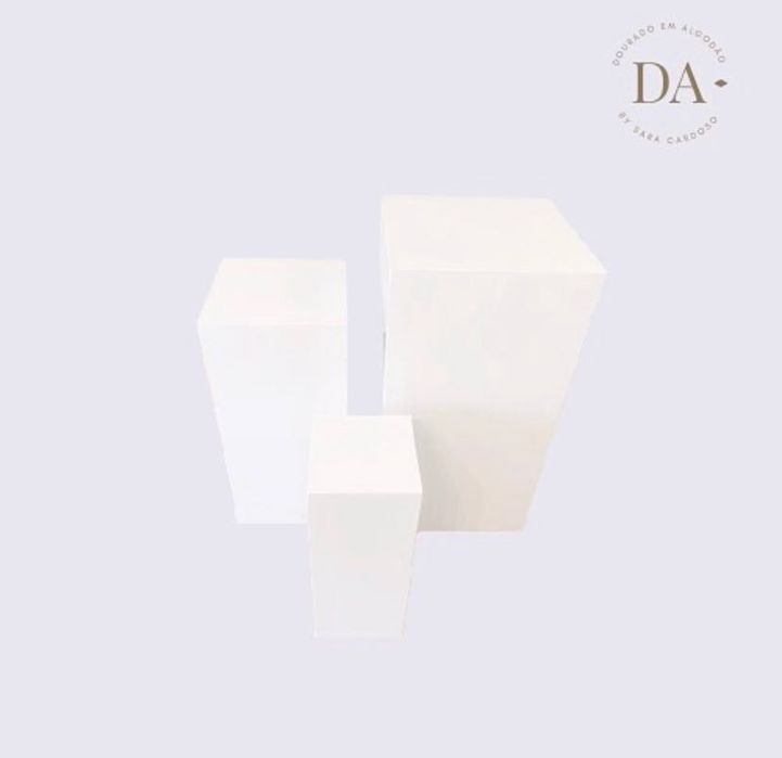 Cilindros e Cubos de Festa