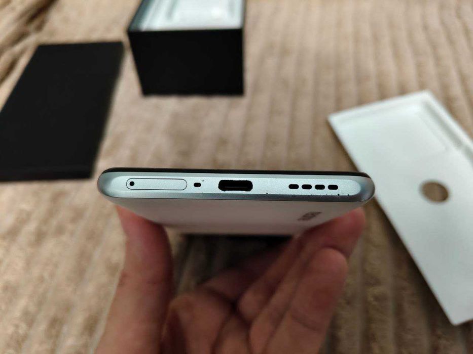 Realme GT Neo 5, 12/256, белый, 8 gen 1