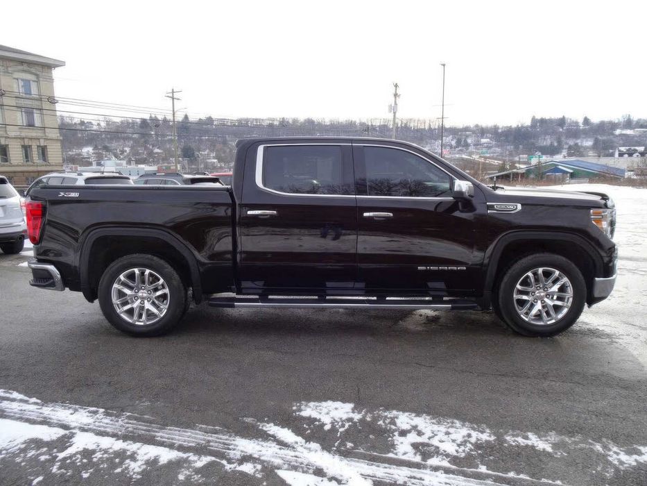 GMC Sierra 1500 SLT      2019