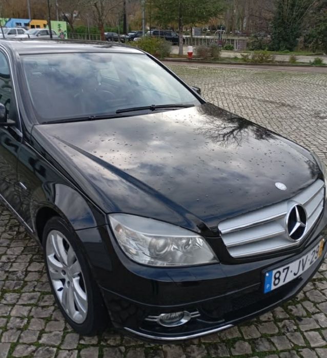 Mercedes c250 novo