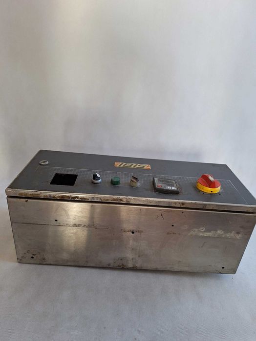 skrzynka elektryczna przemysłowa aluminiowa