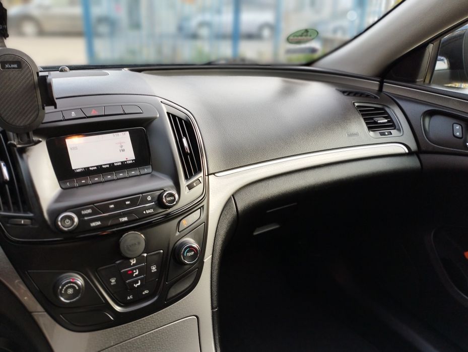 Інсігнія 2015 чорна