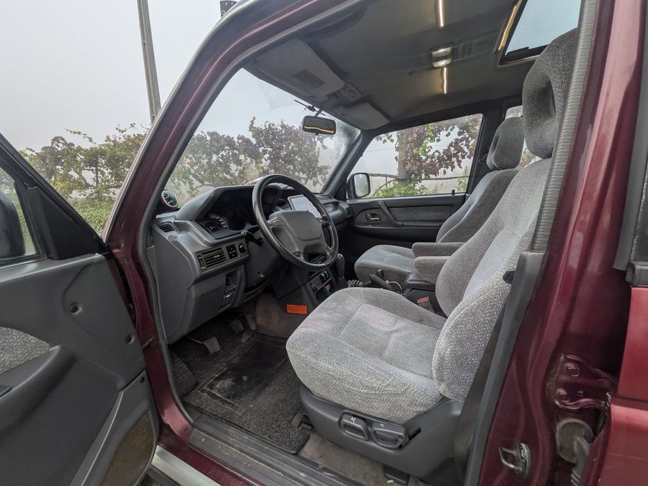 Mitsubishi Pajero 2.8  longo full extras