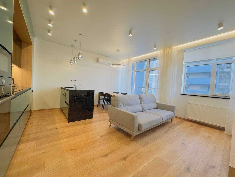 Продам 4х кімнатну квартиру 110 м2  ЖК IQ Hаuse Нагорний Парк Шевченко