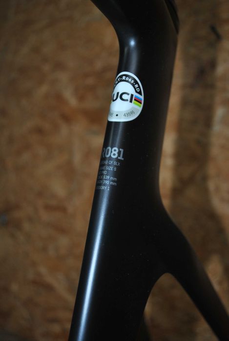 Idealna Rama Canyon Aeroad CF SLX 8 Disc Di2  Carbon Sram Red