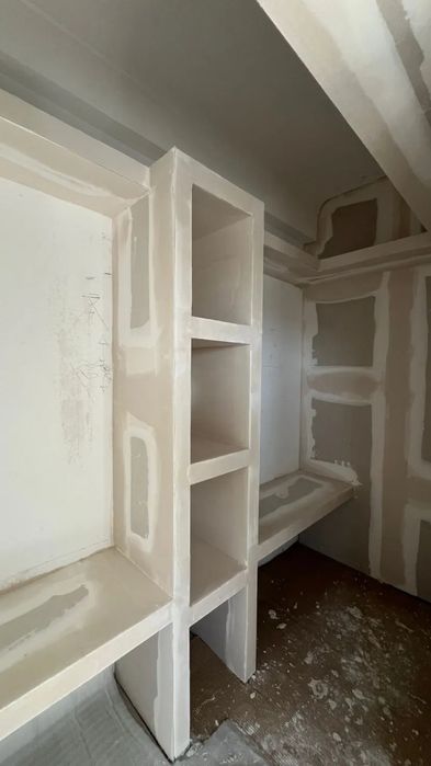 Pladur, barramentos e pinturas