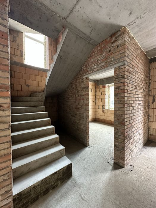 Дуплекс у Ірпені 103+40 м² | Газ | Центральні комунікації | Власний двір