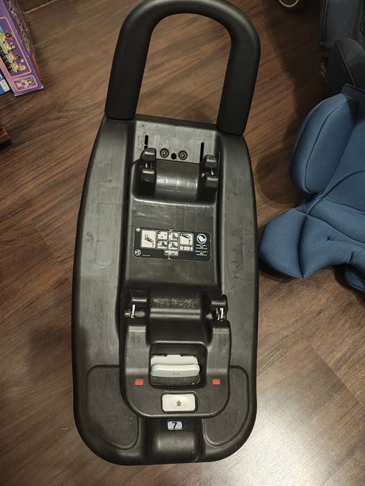 fotelik samochodowy JOIE STAGES ISOFIX PAVEMENT 0-25KG