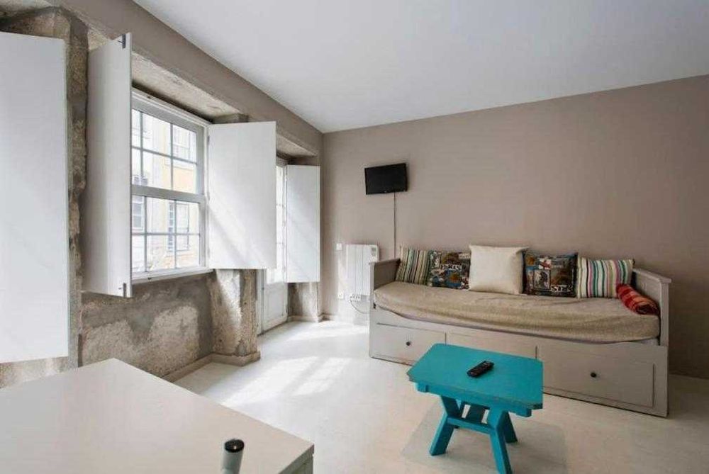 T1 na Ribeira com Licença de Alojamento Local – 60m²