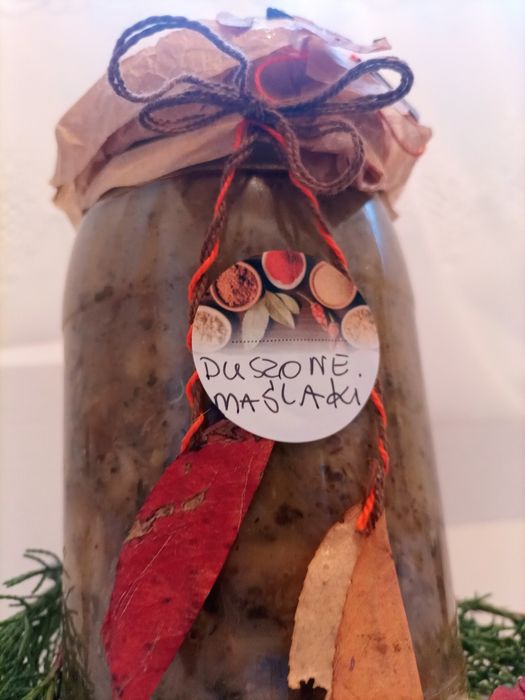 Maślaki duszone w sosie wlasnym z przyprawami