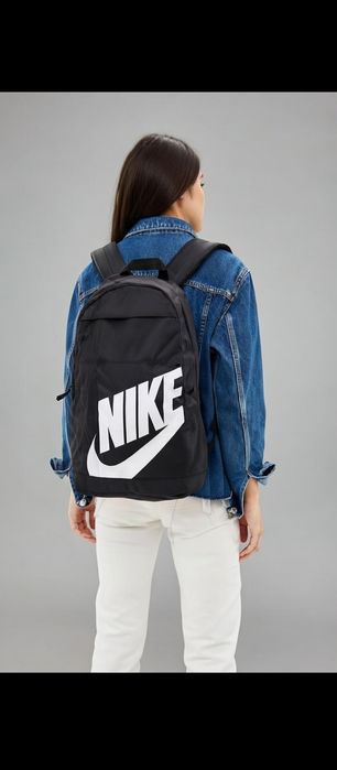 Рюкзак Nike Elemental Найк чорний 21л