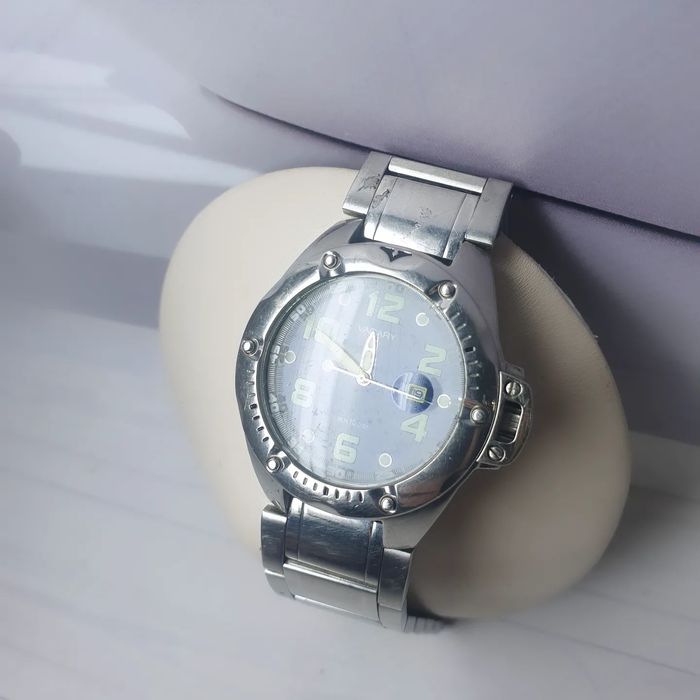 Продам годинник  Vagari