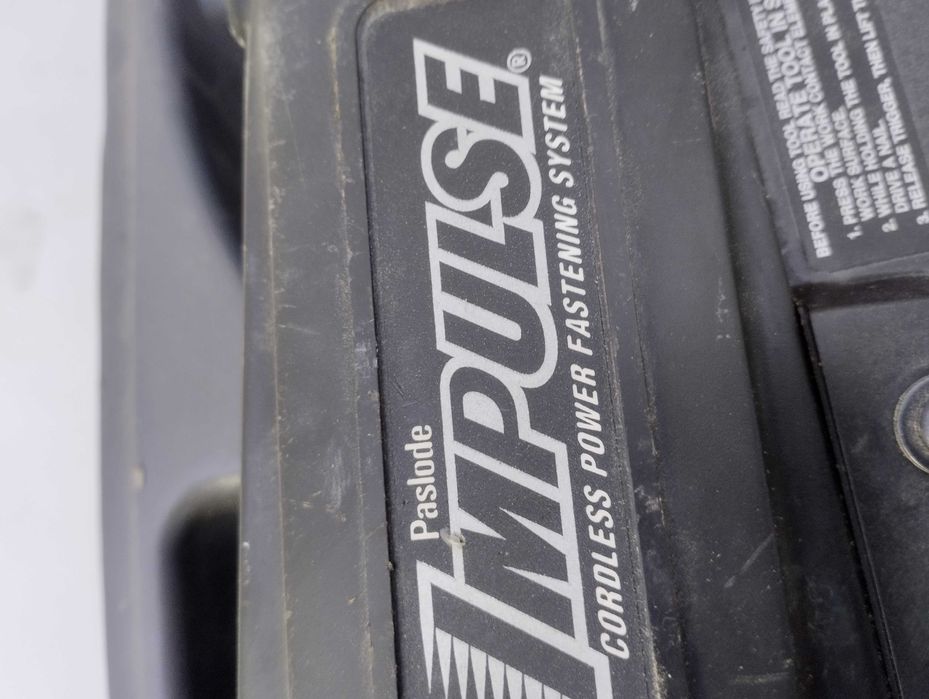 Gwoździarka gazowa paslode impulse 250 Poddębice • OLX.pl