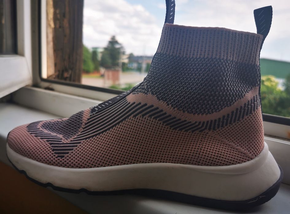 Buty Bershka rozmiar 37 cm